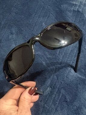 Women’s/yputh Black Motorcycle Sunglasses - Sleek Polarized Look